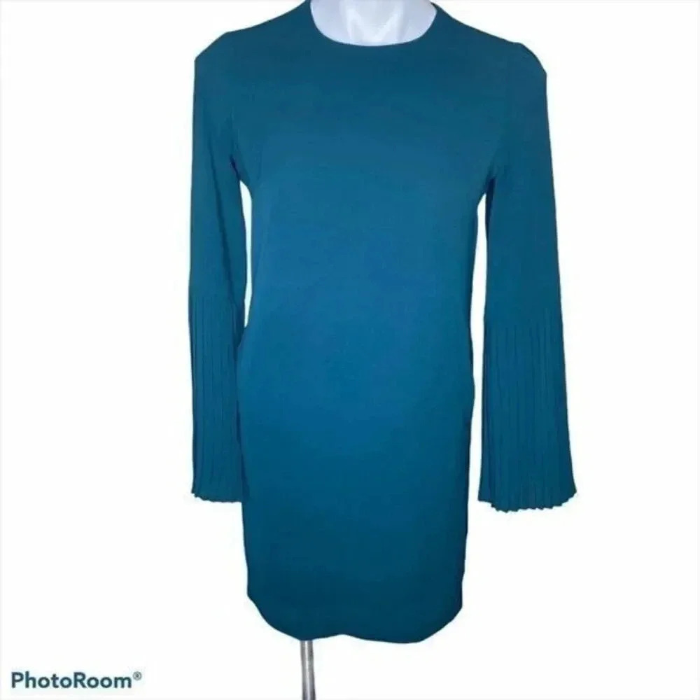 Maggi London midi dress